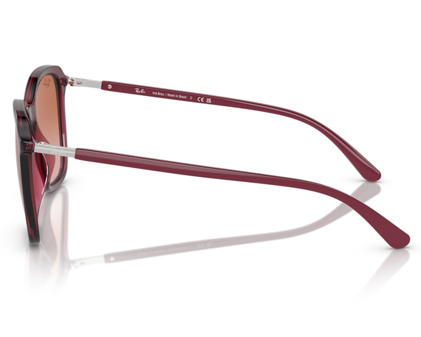 image_8b4ef1d4-88fa-4beb-ad85-d9e83e0ea670