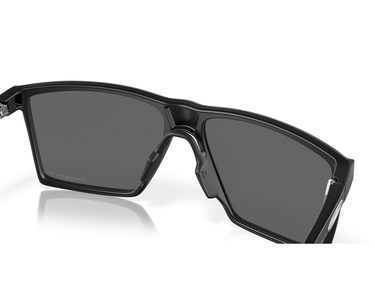 「高評価！」注目のレビュ Óculos Black Prizm Black Satin Sun Futurity Oakley Sol de セル、プラスチックフレーム